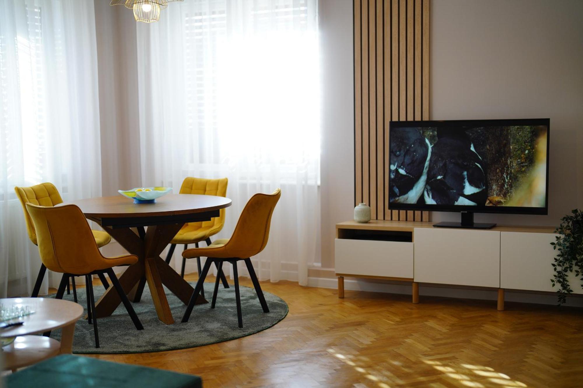 Ami'S Corner Lovely Family And Couple'S Home Сибиу Экстерьер фото